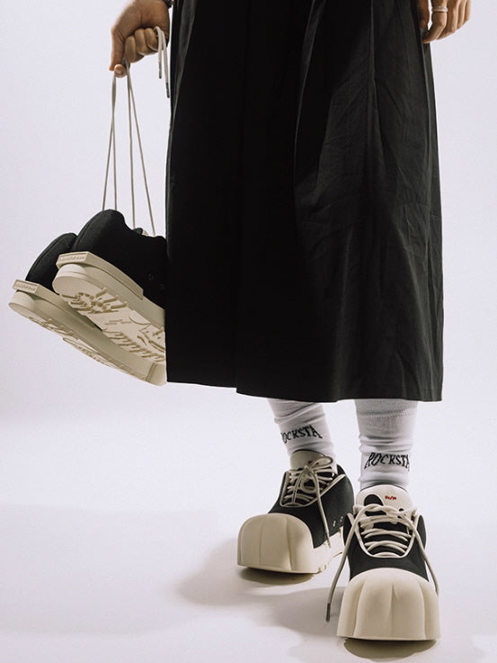 FVVO x MAOZYWORLD THICK SOLED LOW BOOTS