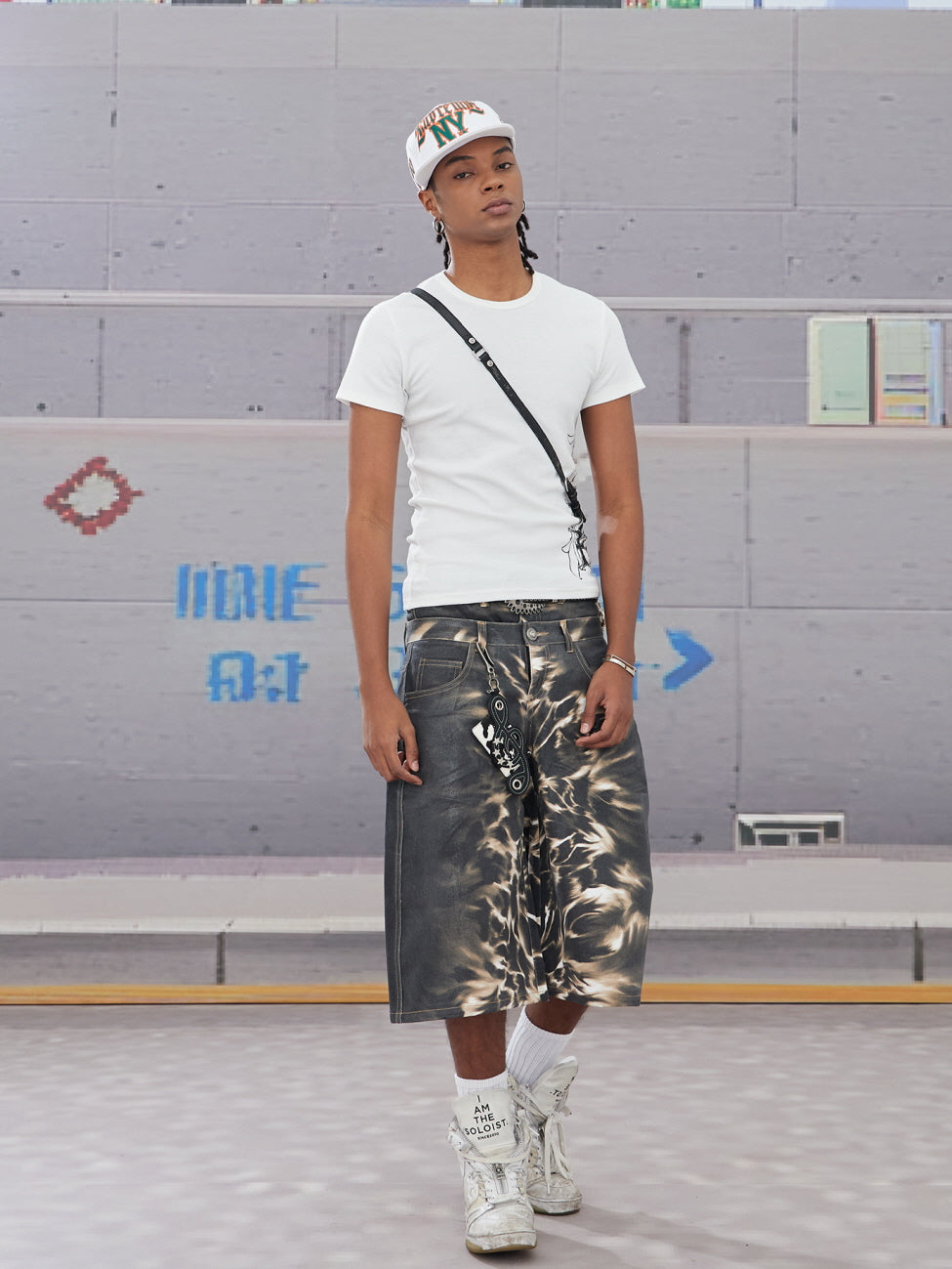 Double Waist Flame Wash Denim Short Pants